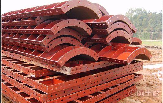 深圳平面鋼模板防護欄模板橋墩鋼模板廠家 質量可靠的選擇